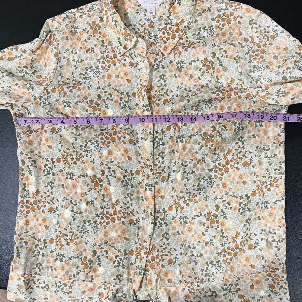 LC Lauren Conrad Floral Button Down Tie Waist Blouse Size M - Picture 8 of 11
